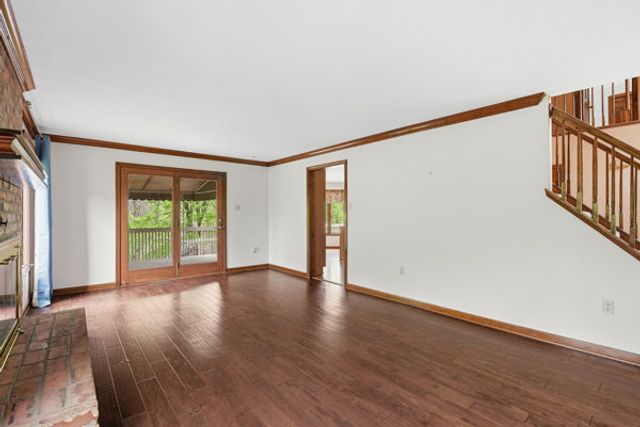 2493 Elkridge Drive DRIVE, Franklin Park, PA 15090