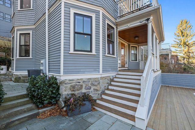 62 Atherton Rd. A, Brookline, MA 02446