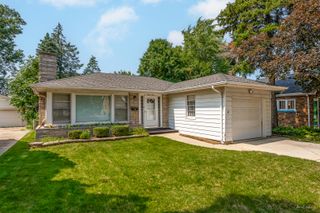 909 Manor Court, Joliet, IL 60436