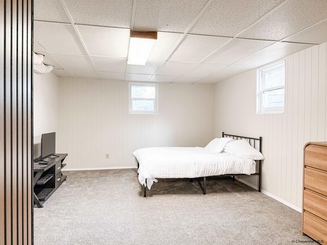 2985 HENDERSON DR, Cheyenne, WY 82001