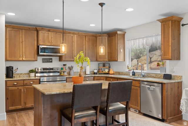 3123 S DEER CANYON DR, Saratoga Springs, UT 84045