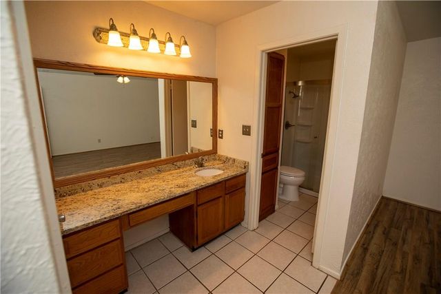 4913 WING RD, Austin, TX 78749