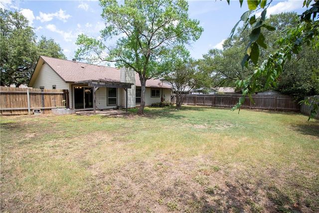 4913 WING RD, Austin, TX 78749