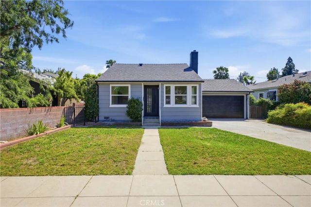 2904 W Chandler, Burbank, CA 91505