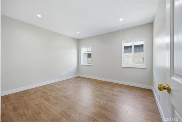 2904 W Chandler, Burbank, CA 91505