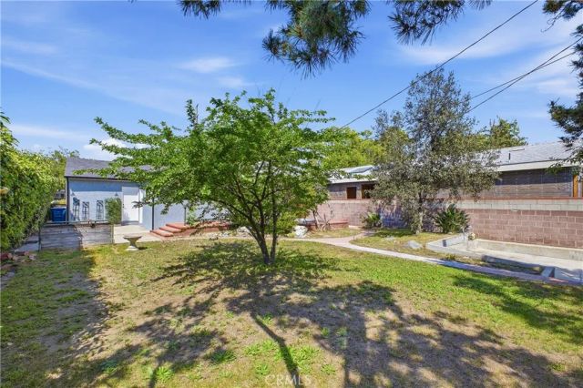 2904 W Chandler, Burbank, CA 91505