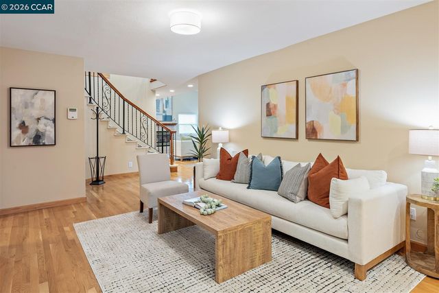 166 Midship Dr, Hercules, CA 94547