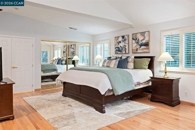 166 Midship Dr, Hercules, CA 94547