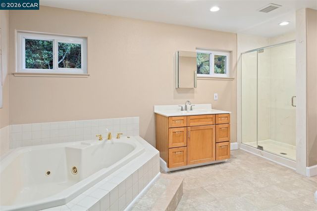 166 Midship Dr, Hercules, CA 94547