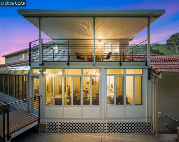 166 Midship Dr, Hercules, CA 94547