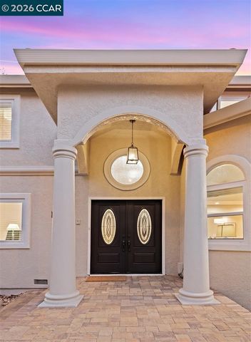 166 Midship Dr, Hercules, CA 94547