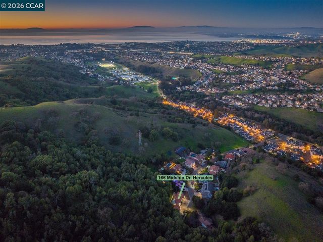 166 Midship Dr, Hercules, CA 94547