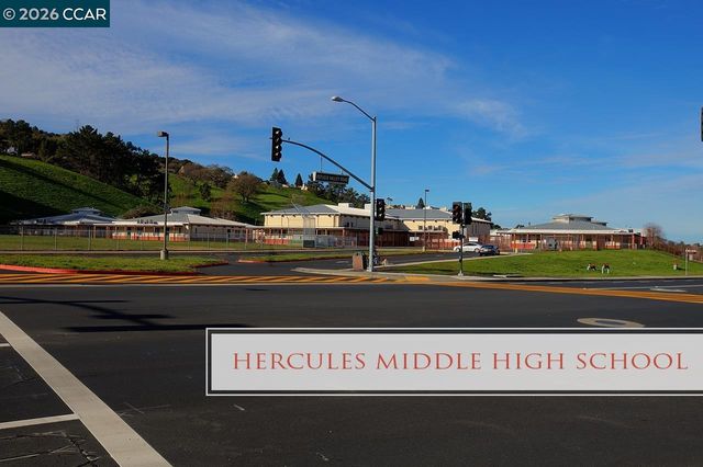166 Midship Dr, Hercules, CA 94547