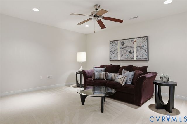 3465 Manor Grove Cir, Glen Allen, VA 23059