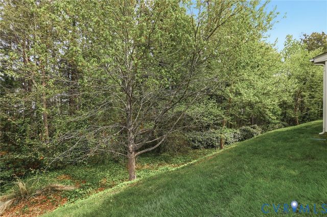 3465 Manor Grove Cir, Glen Allen, VA 23059