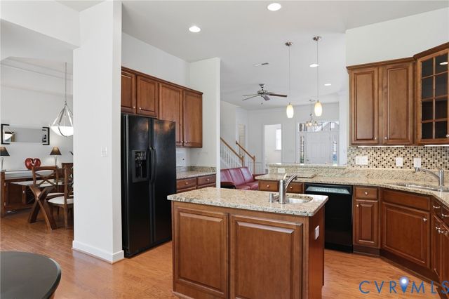 3465 Manor Grove Cir, Glen Allen, VA 23059