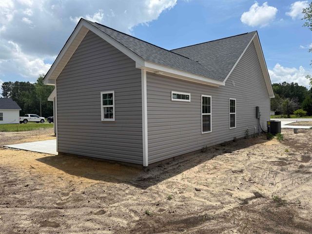 10550 W Highway 19, Loris, SC 29569