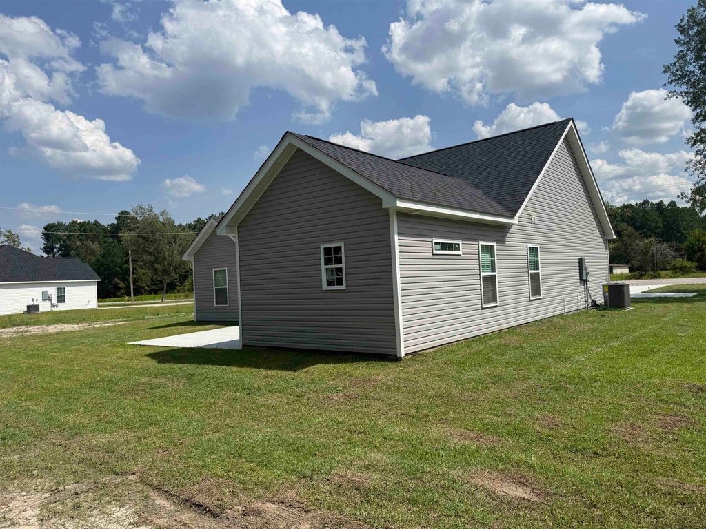 10550 W Highway 19, Loris, SC 29569 — photo 3
