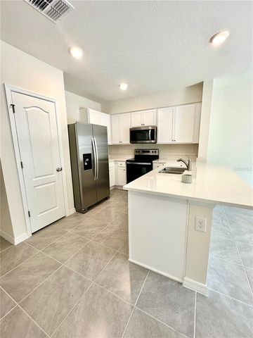 2349 PENGUIN BOULEVARD, Davenport, FL 33837