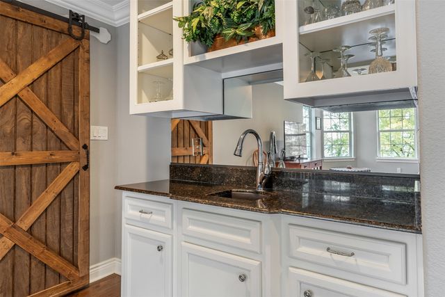 300 Private Road 5294, Yantis, TX 75497