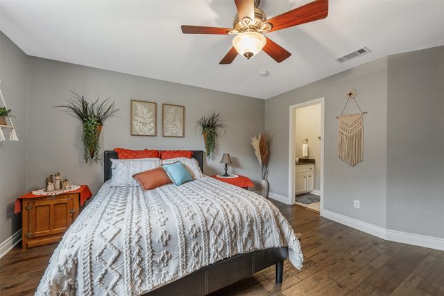300 Private Road 5294, Yantis, TX 75497