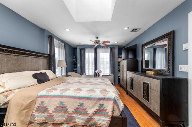 34 Race Track Dr, West Milford Twp., NJ 07421