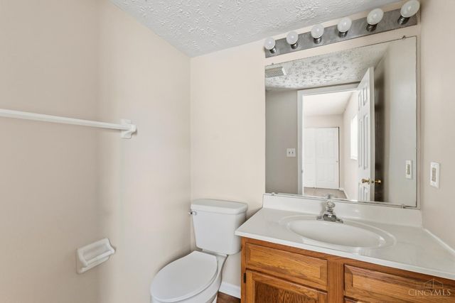 9511 Canyon Pass Drive, West Chester, OH 45011