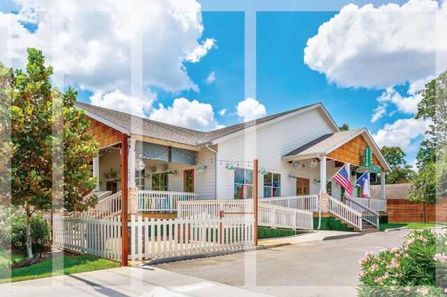 1222 W 21st Street, Houston, TX 77008