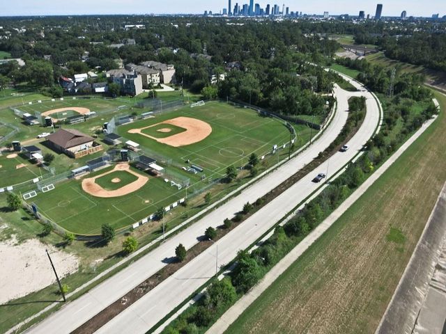 1222 W 21st Street, Houston, TX 77008