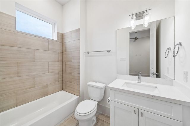 1222 W 21st Street, Houston, TX 77008