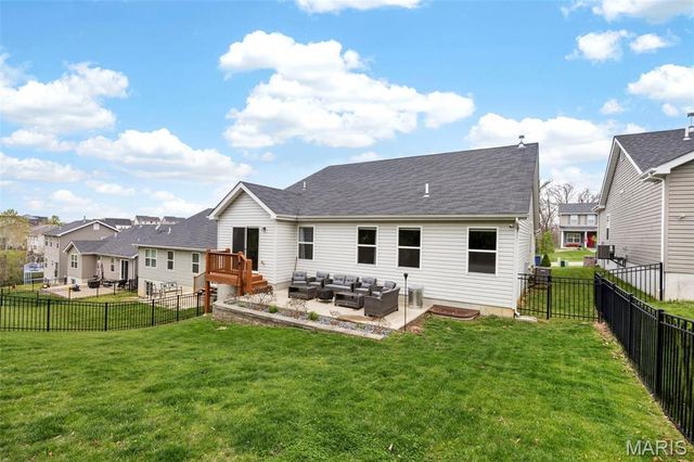 448 Peruque Hills Parkway, Wentzville, MO 63385
