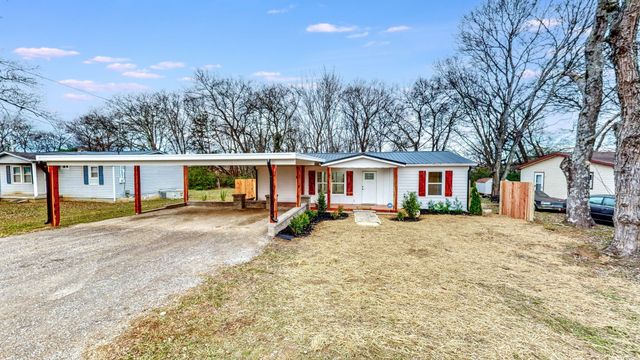 108 Decatur St, Shelbyville, TN 37160