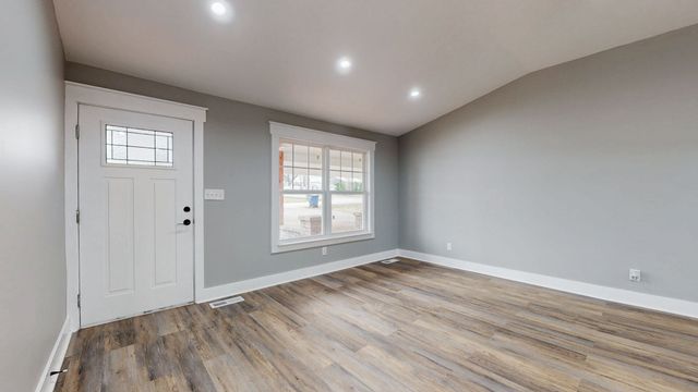 108 Decatur St, Shelbyville, TN 37160