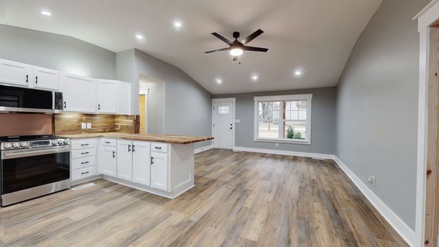 108 Decatur St, Shelbyville, TN 37160