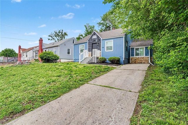 1120 E 79th Street, Kansas City, MO 64131