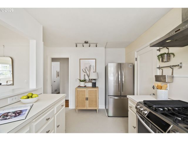 4825 Ne 40TH Ave, Portland, OR 97211