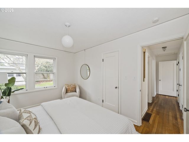 4825 Ne 40TH Ave, Portland, OR 97211