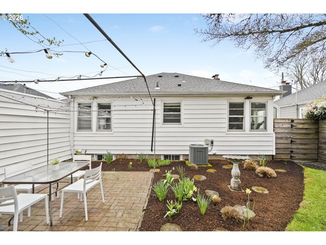 4825 Ne 40TH Ave, Portland, OR 97211