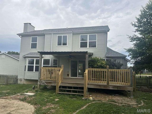 25 Owls Rest Court, Winfield, MO 63389