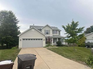 25 Owls Rest Court, Winfield, MO 63389
