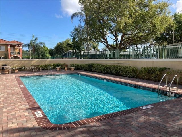 15490 SW 134th Pl 510, Miami, FL 33177