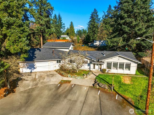 7919 194th Place SW, Edmonds, WA 98026