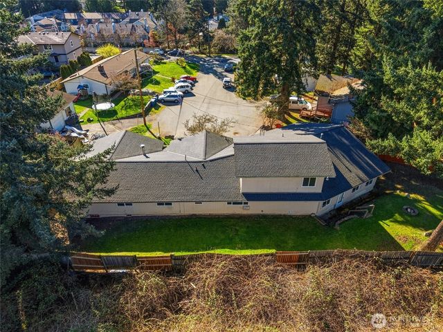 7919 194th Place SW, Edmonds, WA 98026