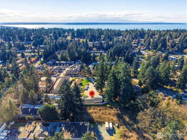 7919 194th Place SW, Edmonds, WA 98026