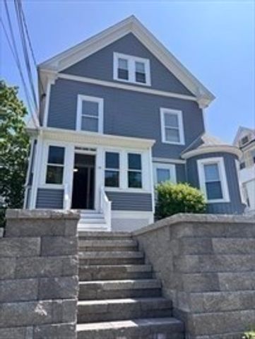 14 Fairview Ave 4, Saugus, MA 01906