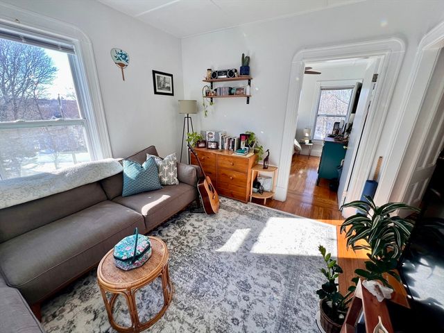 14 Fairview Ave 4, Saugus, MA 01906