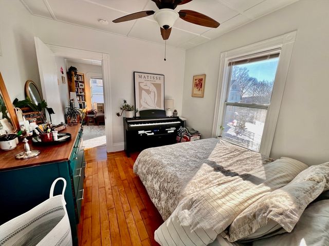 14 Fairview Ave 4, Saugus, MA 01906