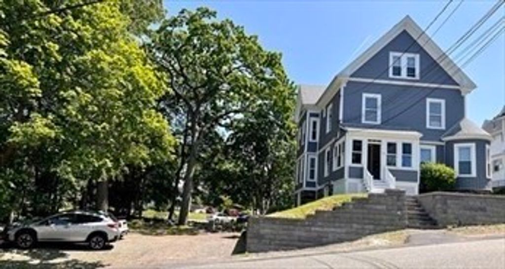 14 Fairview Ave 4, Saugus, MA 01906