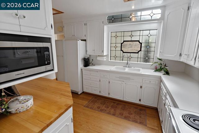 18508 Madison Ave, Castro Valley, CA 94546