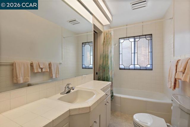 18508 Madison Ave, Castro Valley, CA 94546